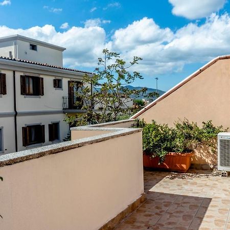 Sa Domu Downtown - Pms Casevacanze Ольбия Экстерьер фото