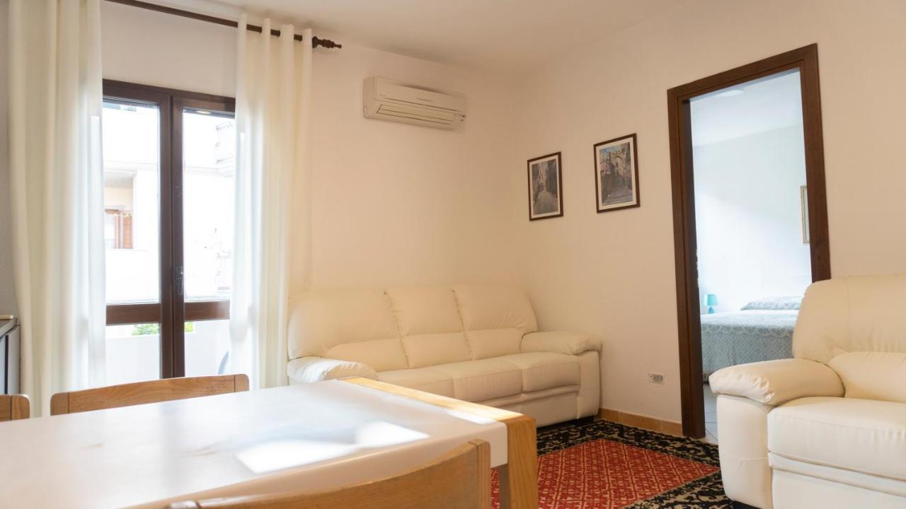 Sa Domu Downtown - Pms Casevacanze Ольбия Экстерьер фото